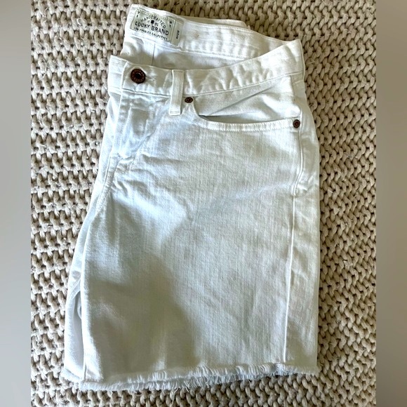 Lucky Brand White Jean Laguna Shorts with Fringe hem - Picture 5 of 6